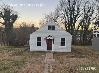 2035 Clinton Ave SE, Roanoke, VA 24013