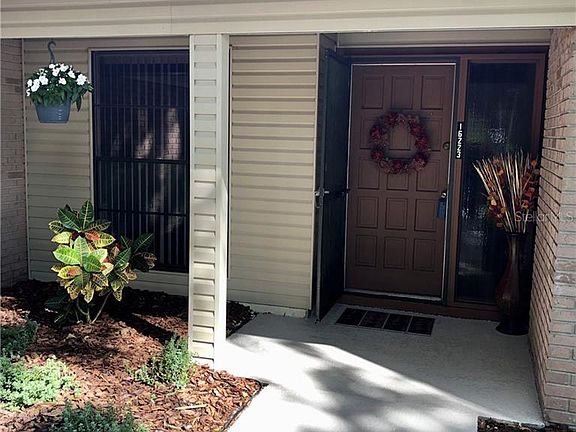 5th image of 16223 Bonneville Dr