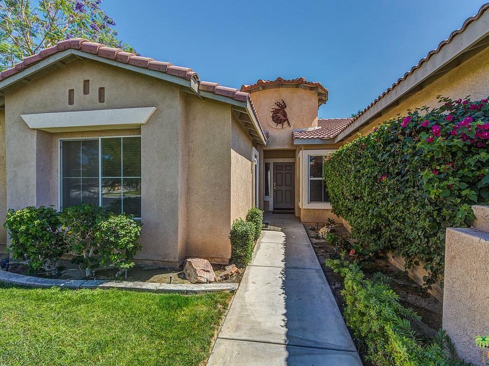 1st image of 81432 Avenida Esmeralda