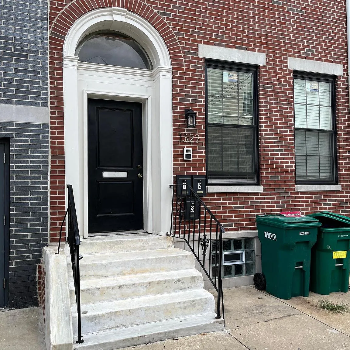 2 bed, 750 sqft, $1,550 — Photo 1