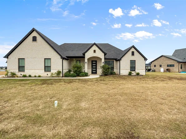 4014 Upper Lake Cir, Granbury, TX 76049