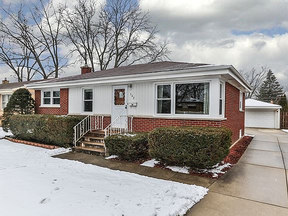 2nd image of 542 Vassar Ln