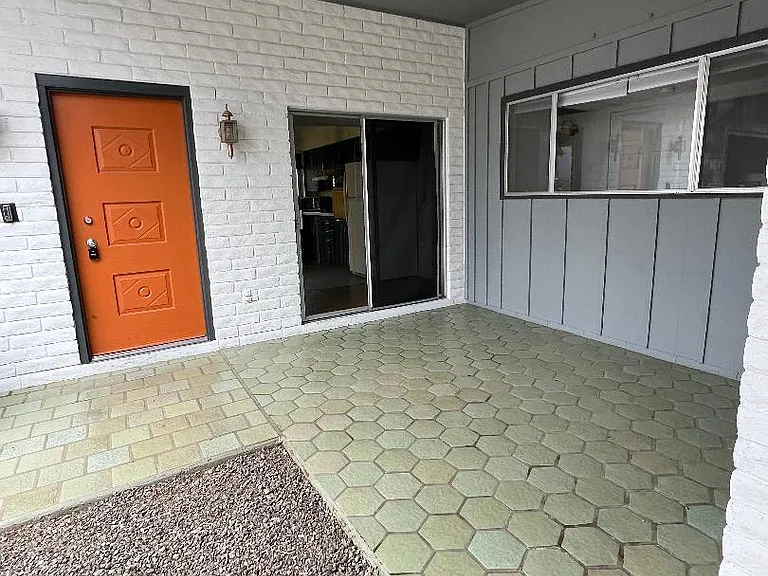 2286 Huntington Dr — Photo 22
