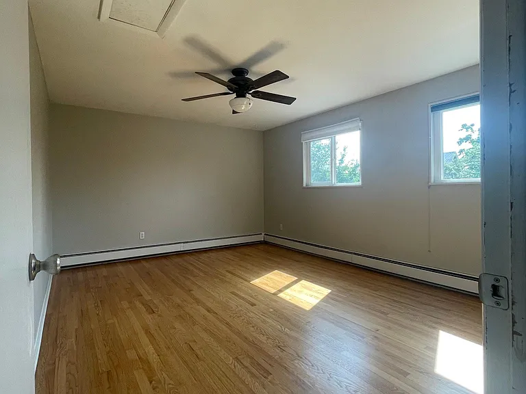 2200 S Ogden St — Photo 4