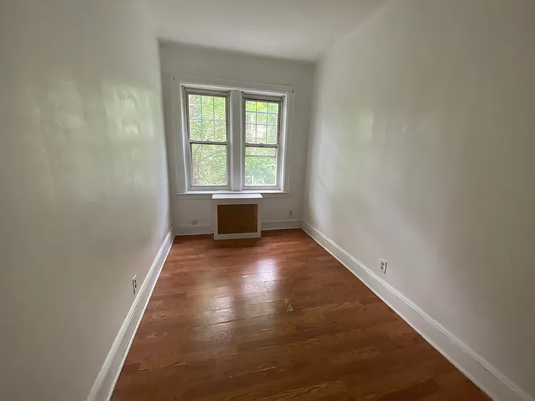 51 Linden St #2 — Photo 14