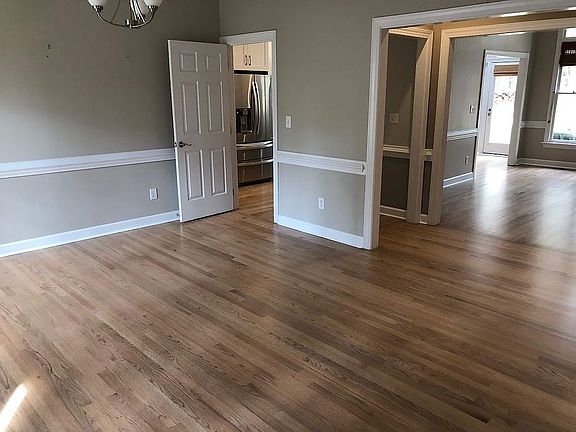 Front entry/Formal dining