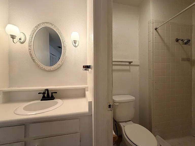 4915 Sierra Madre Dr — Photo 9