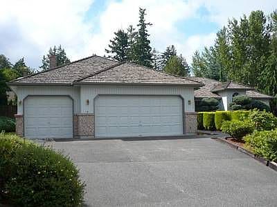 1st image of 7302 67th Pl NE