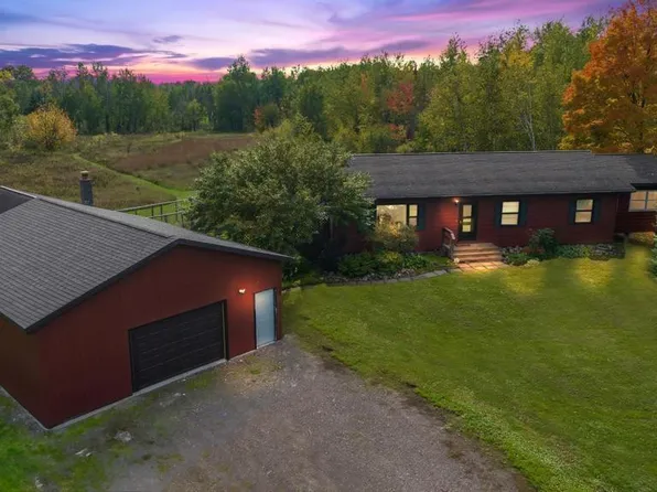 44 W Stark Rd, Esko, MN 55733