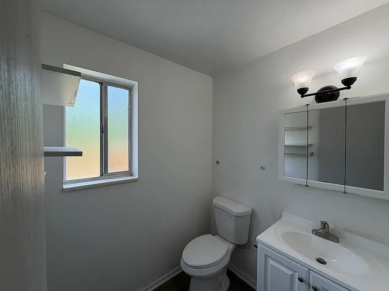 7644 S Holland Way — Photo 8