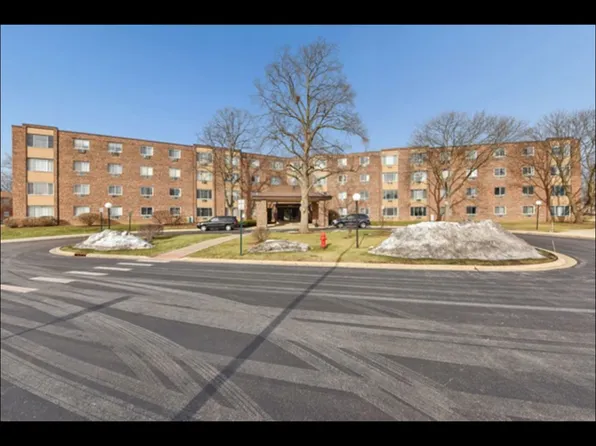 1880 Bonnie Ln APT 118, Hoffman Estates, IL 60169