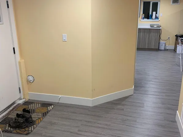 4599 W 15th Ave, Vancouver, BC V6R 3B3