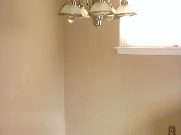 5th image of 1453 Forest Villa Dr NW
