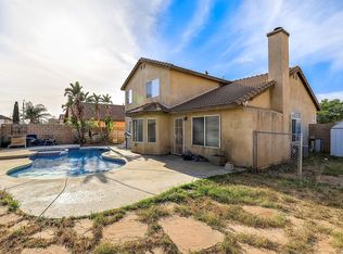 15205 Dandelion Ln, Fontana, CA 92336