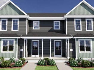 1019 Range Trl, Verona, WI 53593