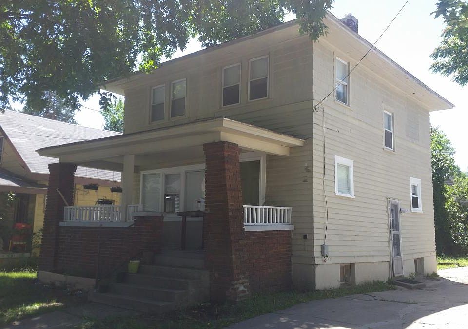 1st image of 63 Fuller Ave SE