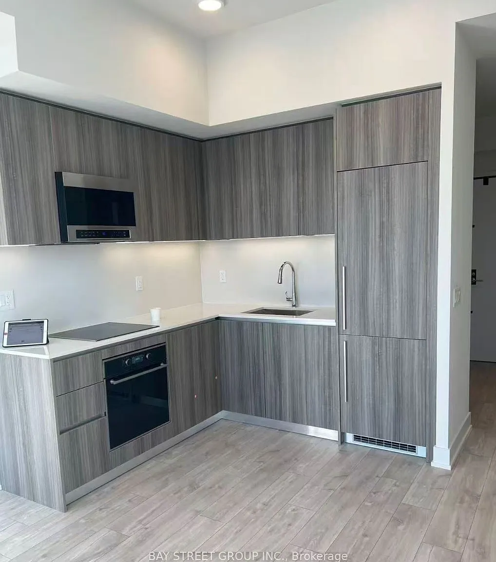 2 bed, $2,650 — Photo 2