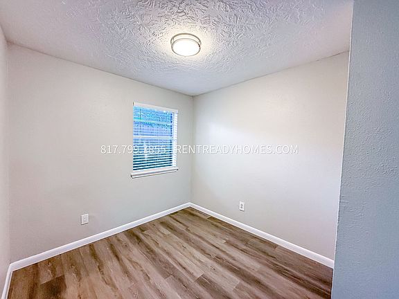 4th image of 3326 Scotch Moss Ln