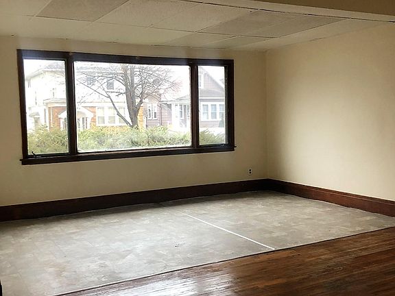 4th image of 654 Minnesota Ave