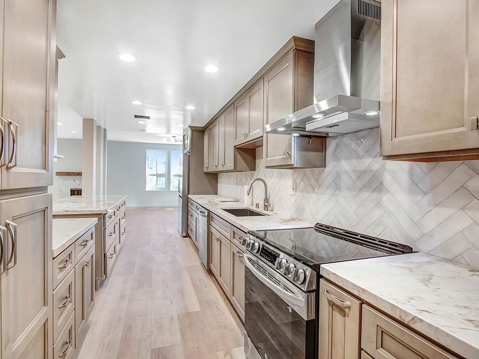 1277 S Beverly Glen Blvd APT 303, Los Angeles, CA 90024 | Zillow