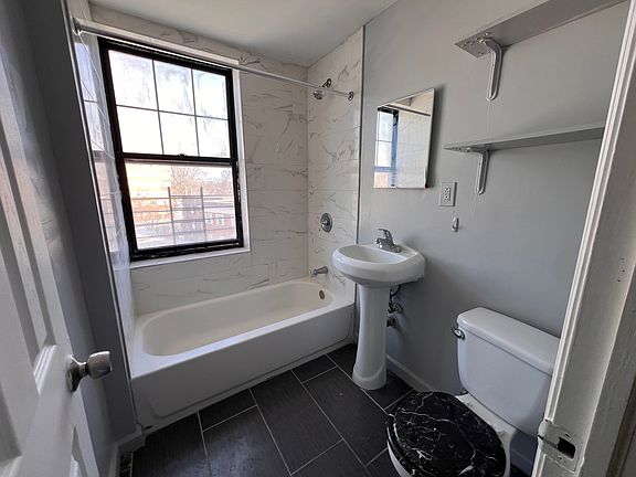 4th image of 23-25 N Harrison St #408