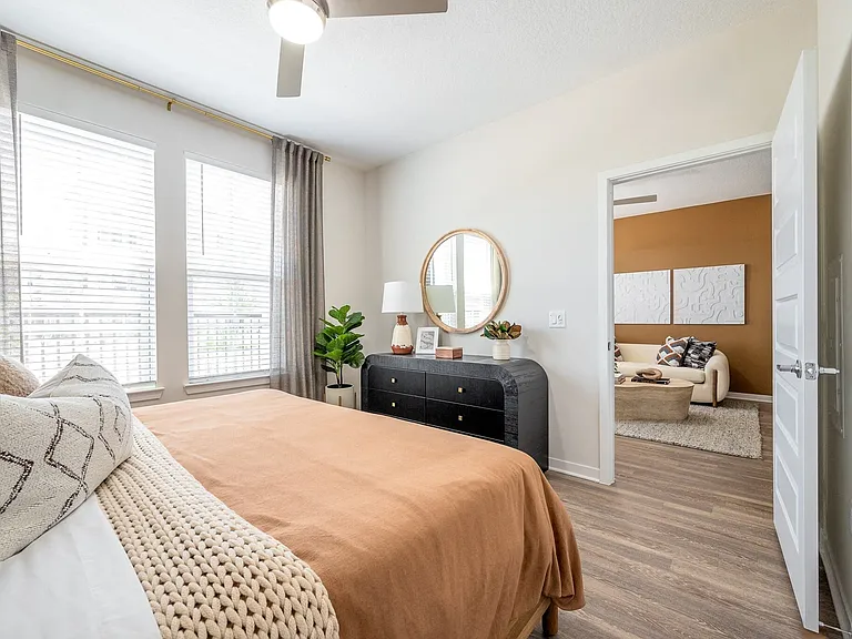 Corban Freedom Apartments — Photo 37