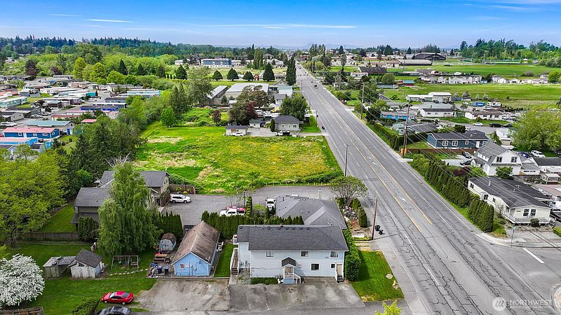 5th image of 3316 E College Way