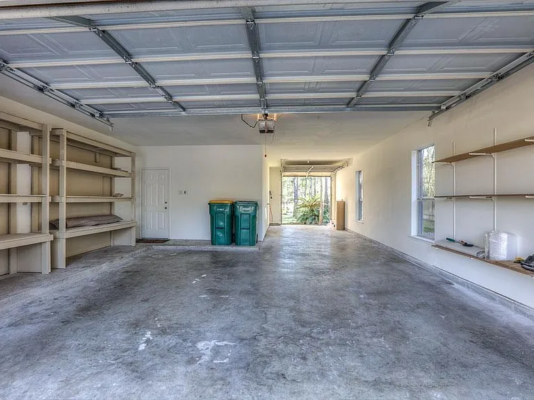 6 Greycrest Pl — Photo 7