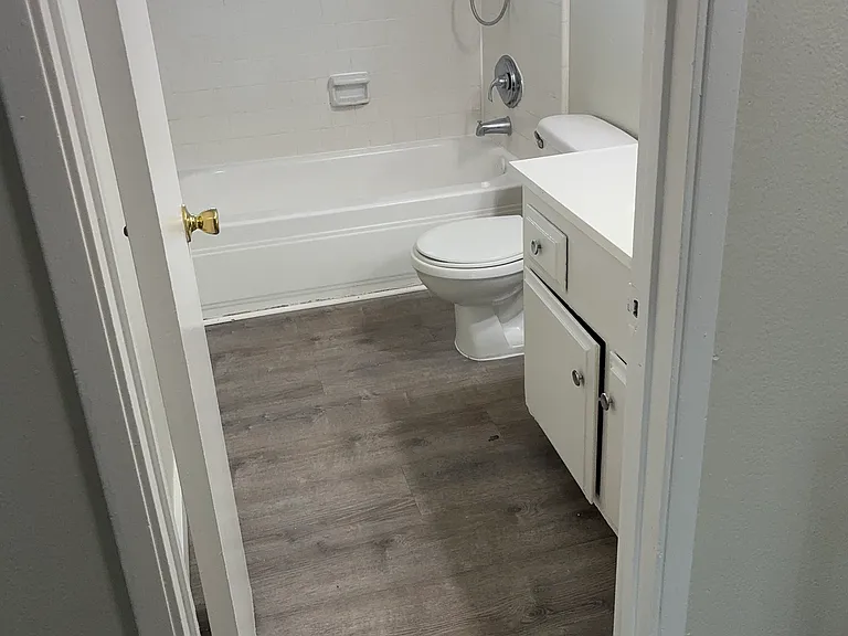 Lampson Park Homes — Photo 37
