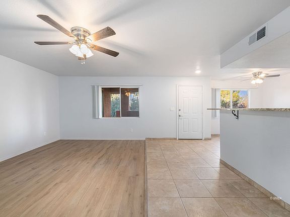 5th image of 520 Turtleback Rd #D