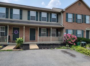 141 Tom Ave, Ephrata, PA 17522