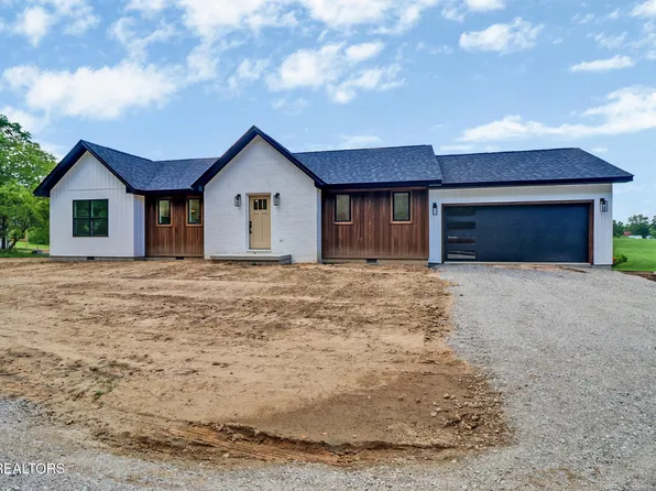 819 Hack Beaty Rd, Grimsley, TN 38565
