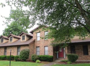 9 Brian Dr, Swansea, IL