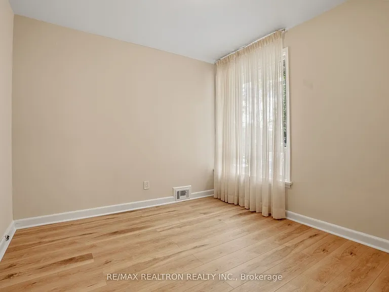 4 Kebral Ave — Photo 15
