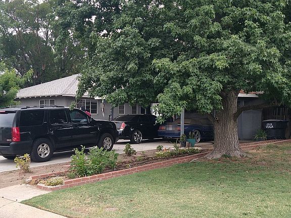 2nd image of 1420 W Feemster Ave