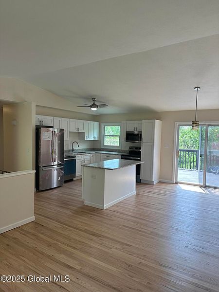 3rd image of 70 Grissom Drive