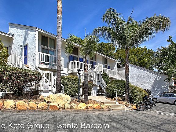 2nd image of 535 E Arrellaga St APT 11