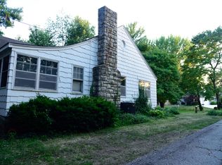 9301 W 95th St, Overland Park, KS 66212