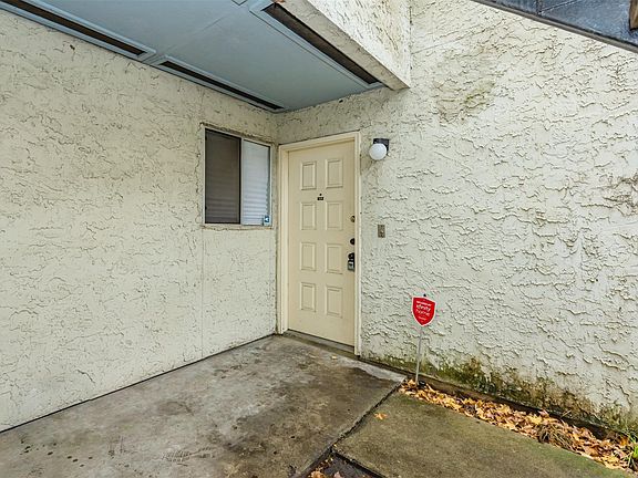 3rd image of 7313 Gulf Fwy APT 504