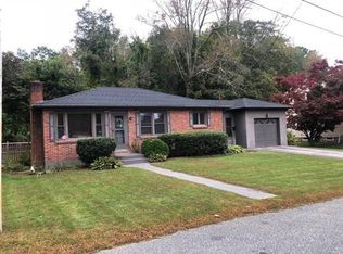 9 Field St, Southbridge, MA 01550