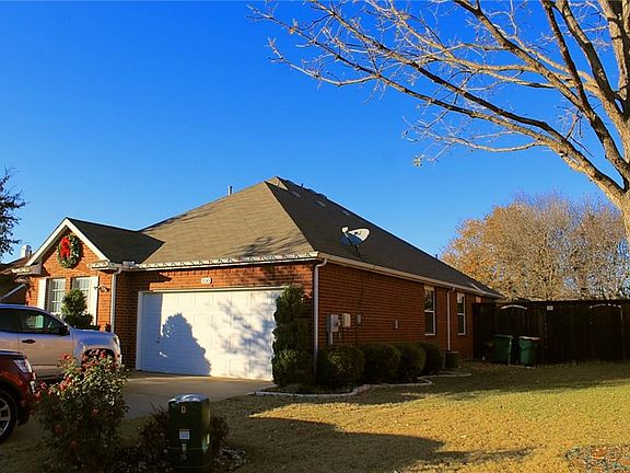 4th image of 1149 Whispering Trail Cir