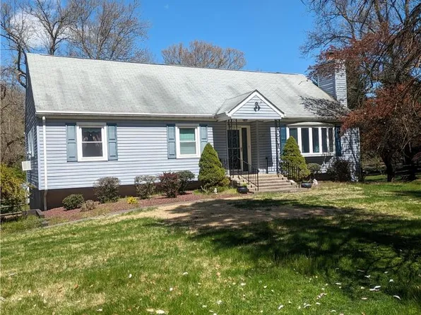 22 Ridgefield Lane, Newburgh, NY 12550