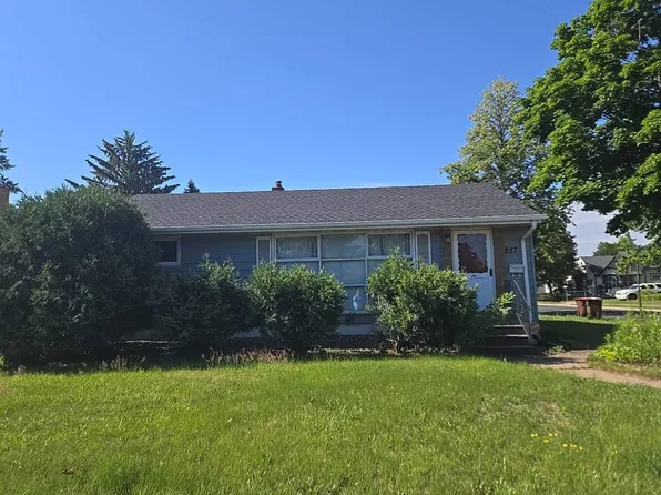 257 Spruce St W, South Saint Paul, MN 55075