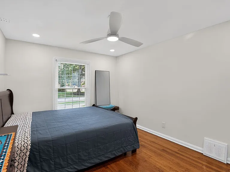 28036 W Oakland Rd — Photo 16