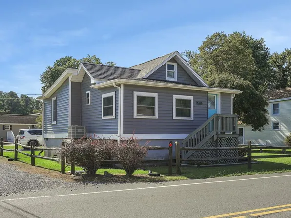 4364 Chicken City Rd, Chincoteague Island, VA 23336