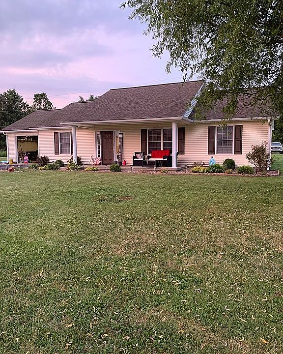 1st image of 112 Carolyn Ln