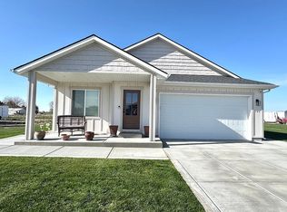 195 N Pioneer Dr, Oakley, ID 83346
