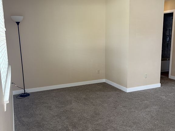 3rd image of 84 E 9230 S #11565424