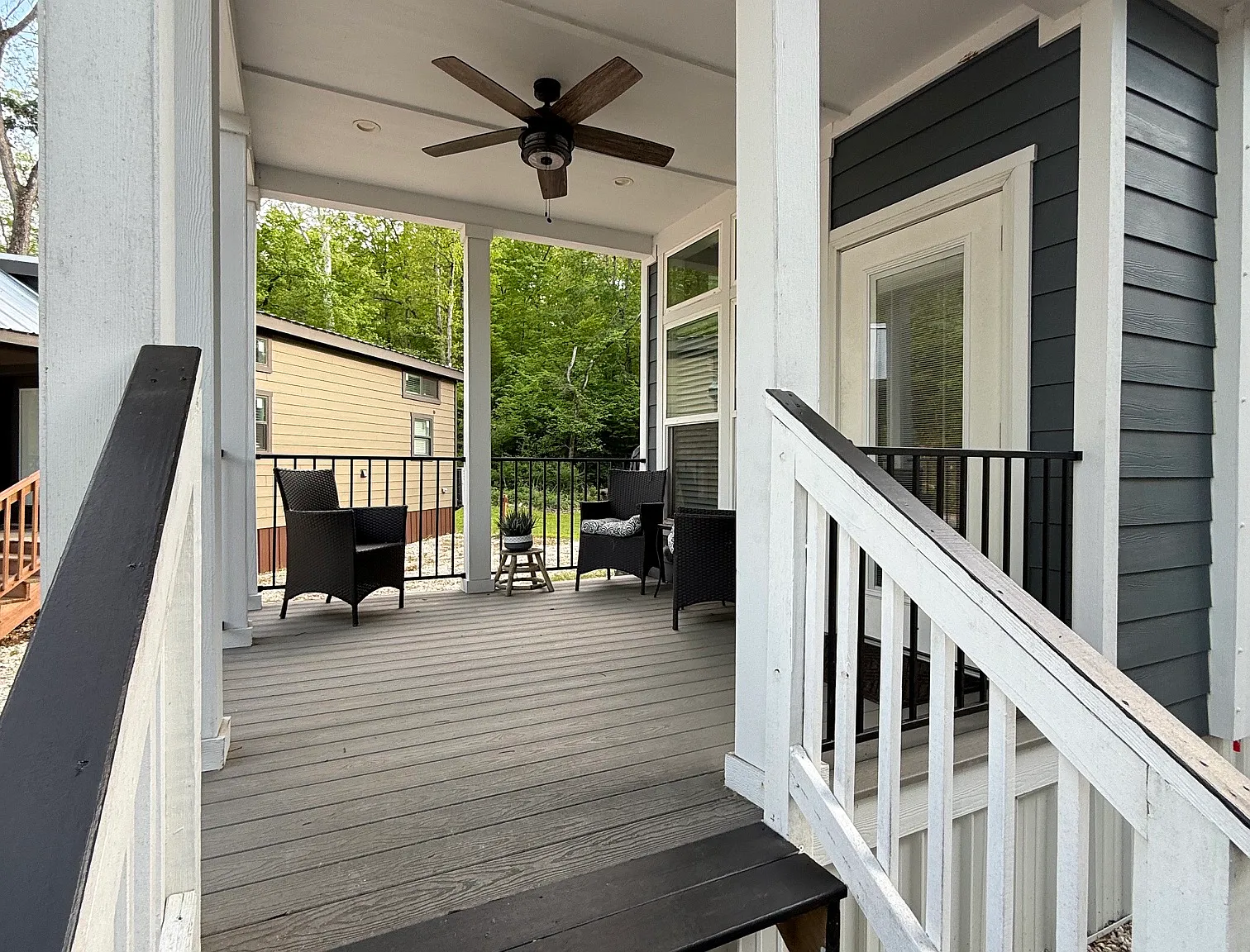 1 bed, 450 sqft, $1,200 — Photo 2