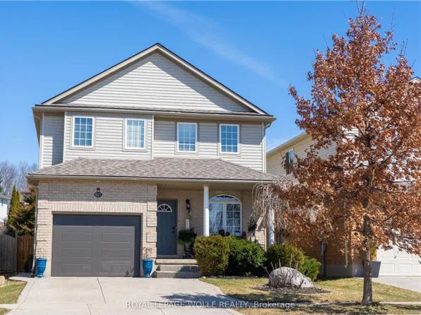 845 Brandenburg Blvd, Waterloo, ON N2T 2X5